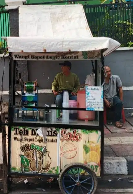 Di jual gerobak  second