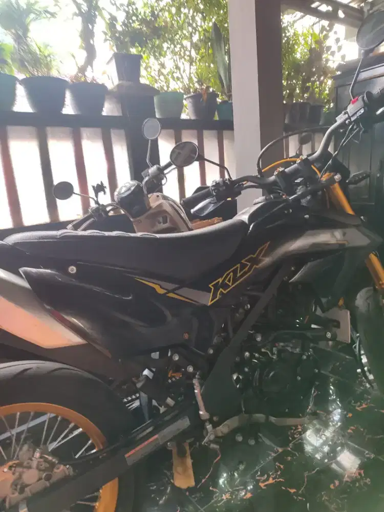 Klx sm se 2024 lengkap