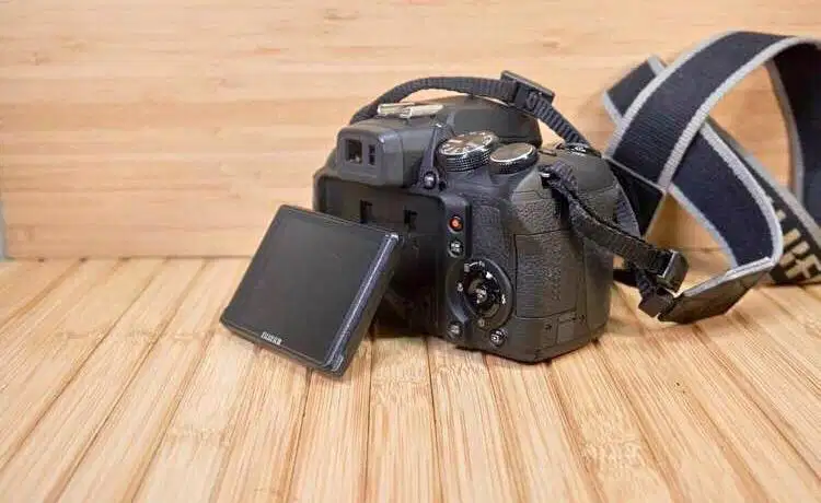 Kamera Fujifilm Layar Lipat HS 15 EXR slr mirorless 16mp 30x zoom