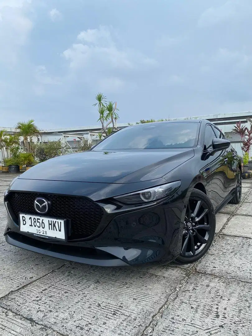 (Km Super Low 9ribu Record) MAZDA 3 HATCBACK SKYACTIVE G 2.0 AT 2023