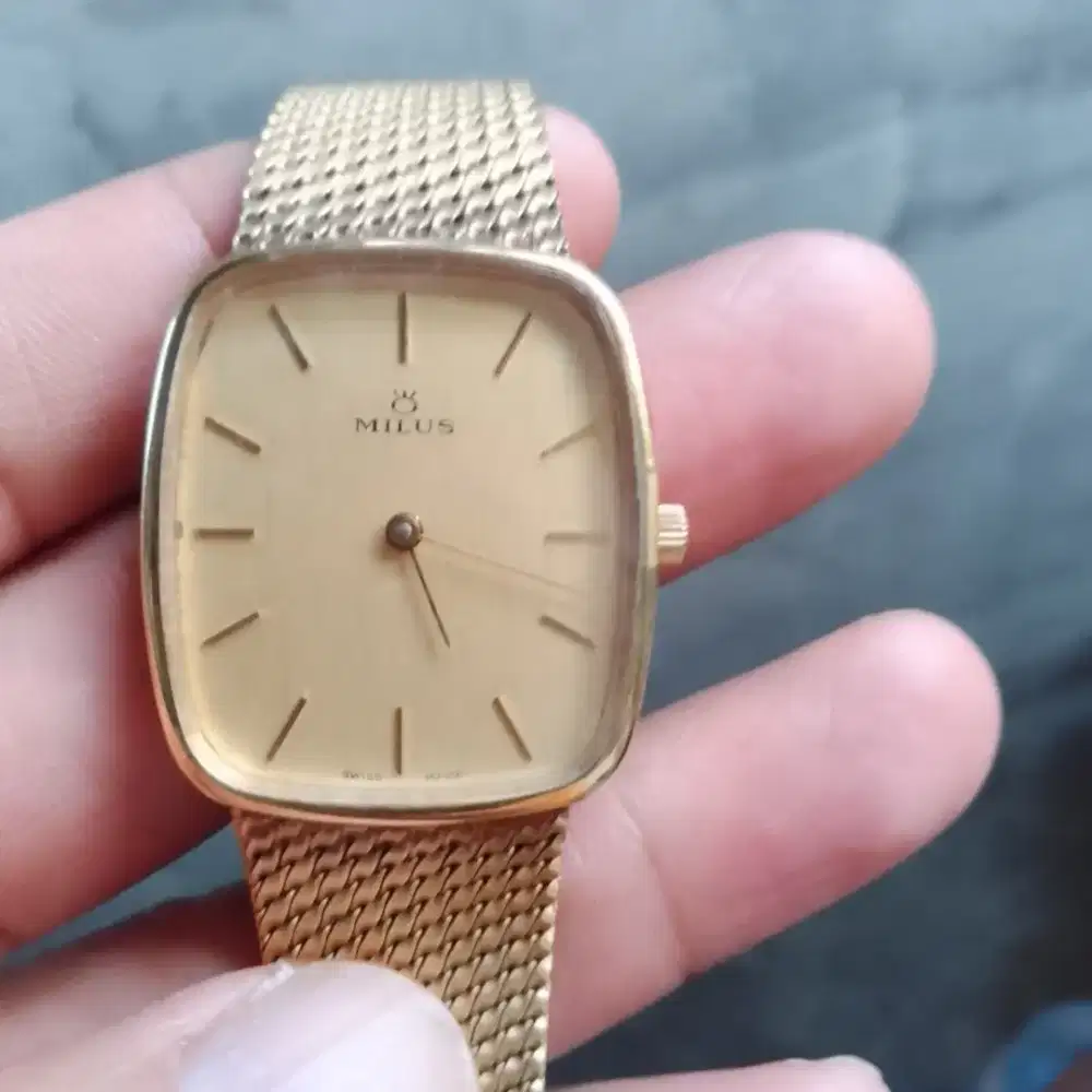 Jam tangan milus