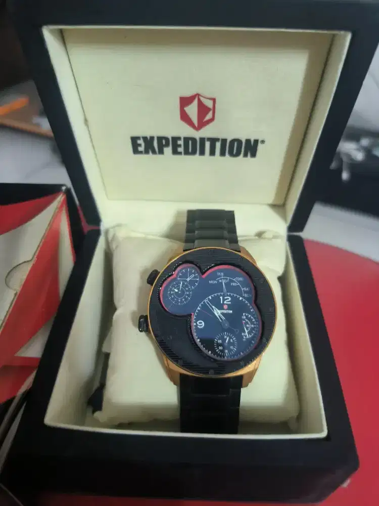 Jam Tangan Pria Expedition Second Black Gold