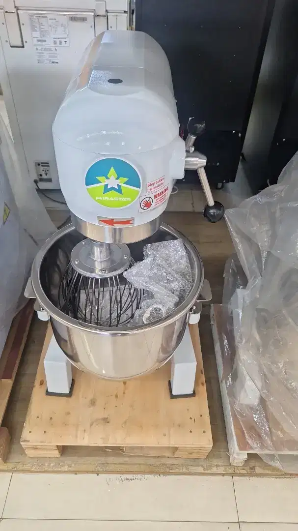 Mixer planetary fomac 20 liter Dough B20