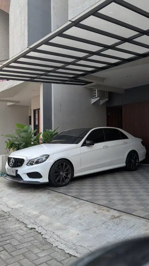 Mercedes Benz E400
