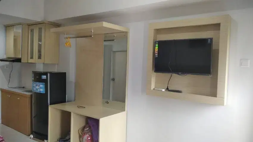 Disewakan 1 unit apartemen tipe studio full furnished.