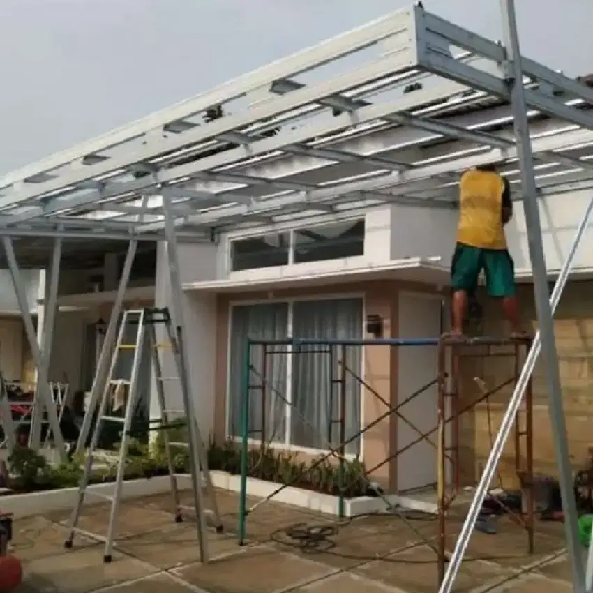 Tukang pasang baja ringan perbaikan atap bocor renovasi pasang plafon