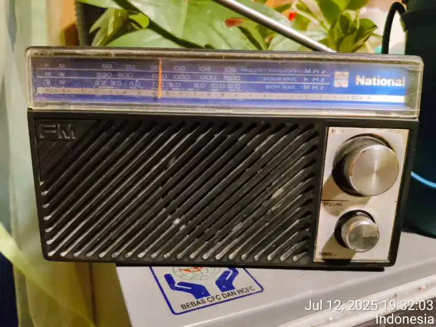Radio National 3 band FM, AM, SW