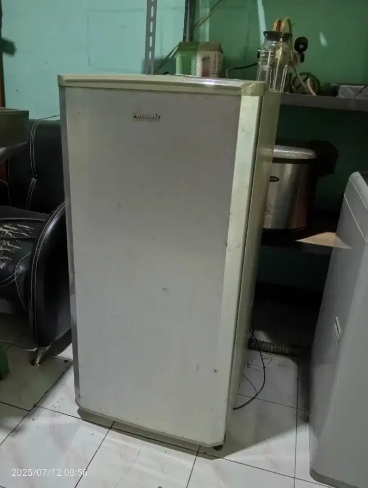 kulkas panasonic normal dingin beku