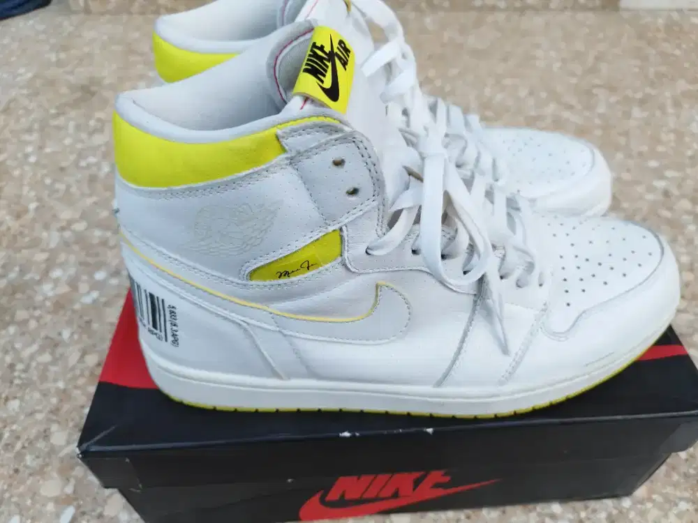 Nike Air Jordan I High Retro First Class Flight