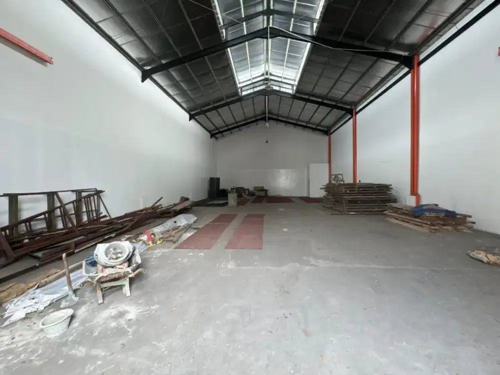 DI SEWAKAN KINI GUDANG DI MAGELANG - JAWA TENGAH