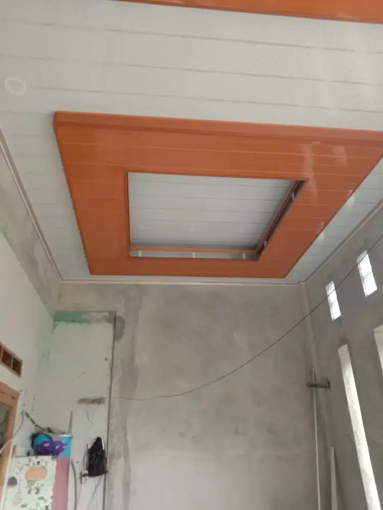 pemasangan plafon pvc dan wpc minimalis