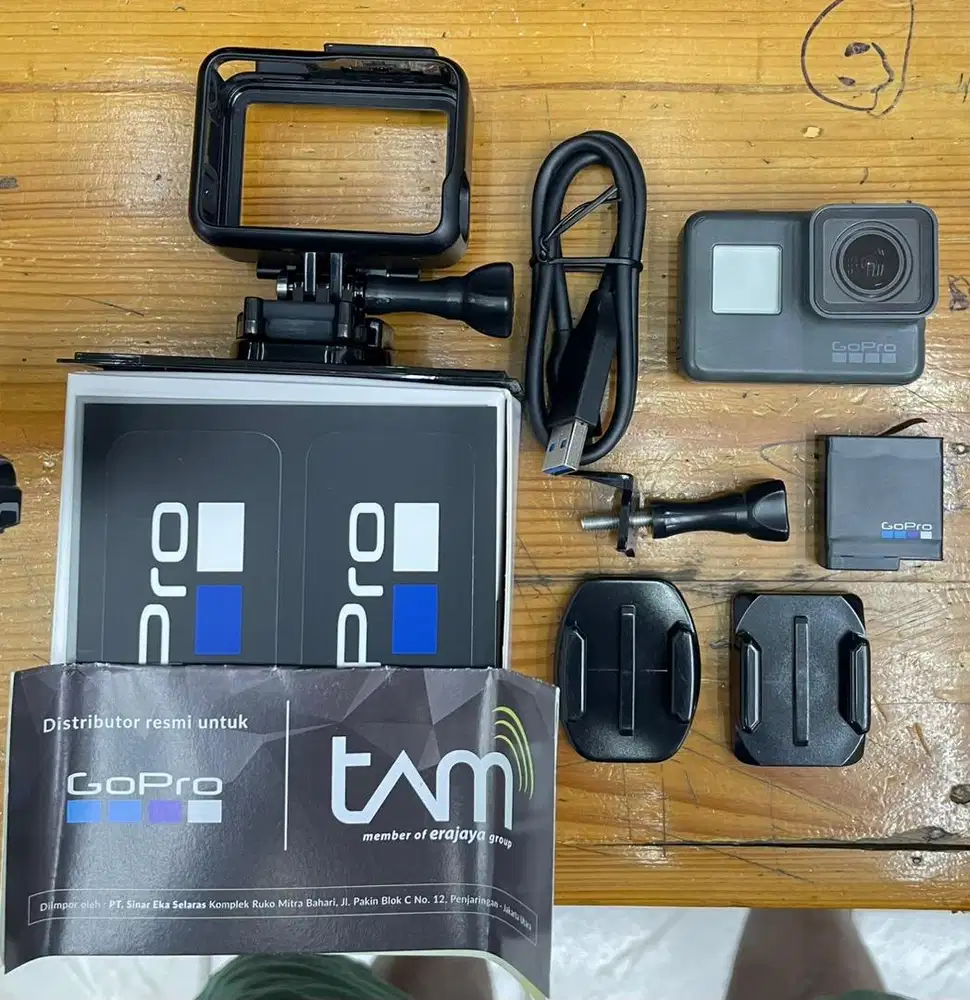 GoPro Hero 6 Black Fullset – Barang Simpanan, Mulus Seperti Baru