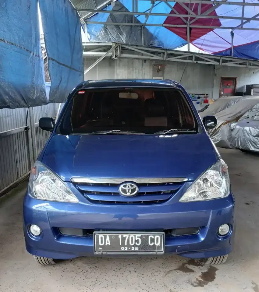 Daihatsu Xenia Xi 1.3 istimewa