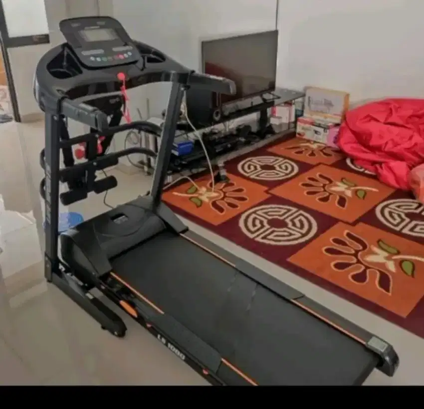 Treadmill elektrik ls 1080