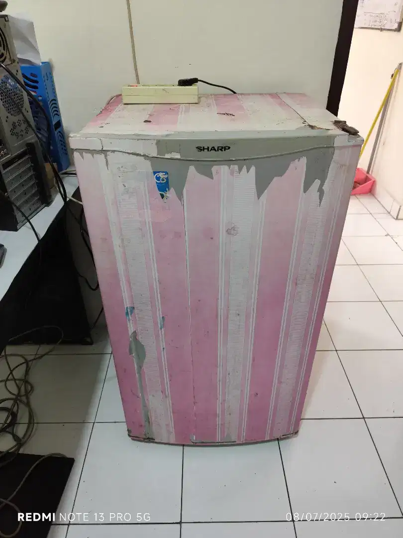 Kulkas 1 pintu merk sharp
