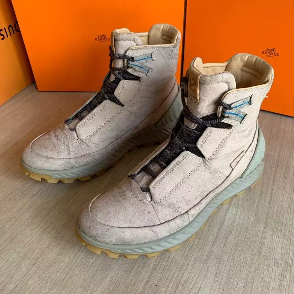 Ecco Exostrike sepatu work hiking boots 42