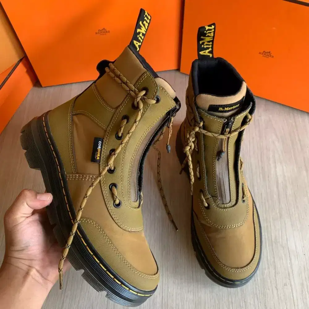 Dr Martens Comb Tech Jungle Cordura sepatu boots
