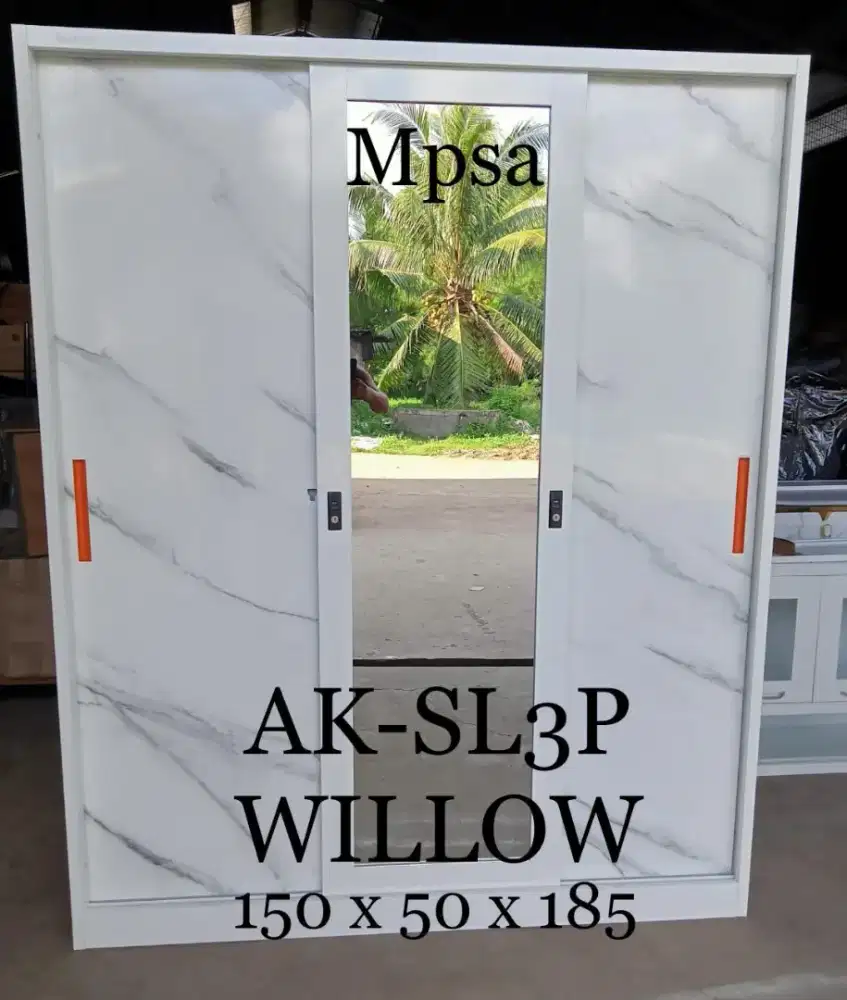 Lemari baju besi 3 pintu / lemari pakaian besi 3 pintu / lemari besi