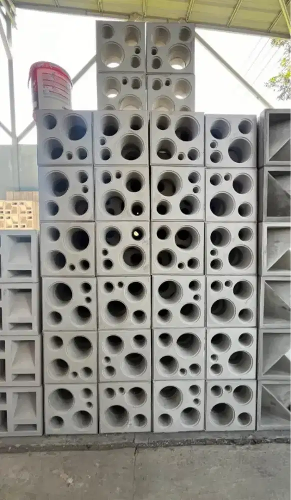 Roster beton minimalis