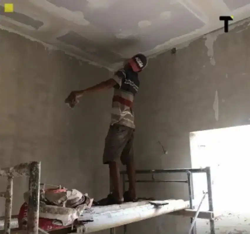 TUKANG renovasi atap bocor dan renovasi rumah ruko dan lain lain