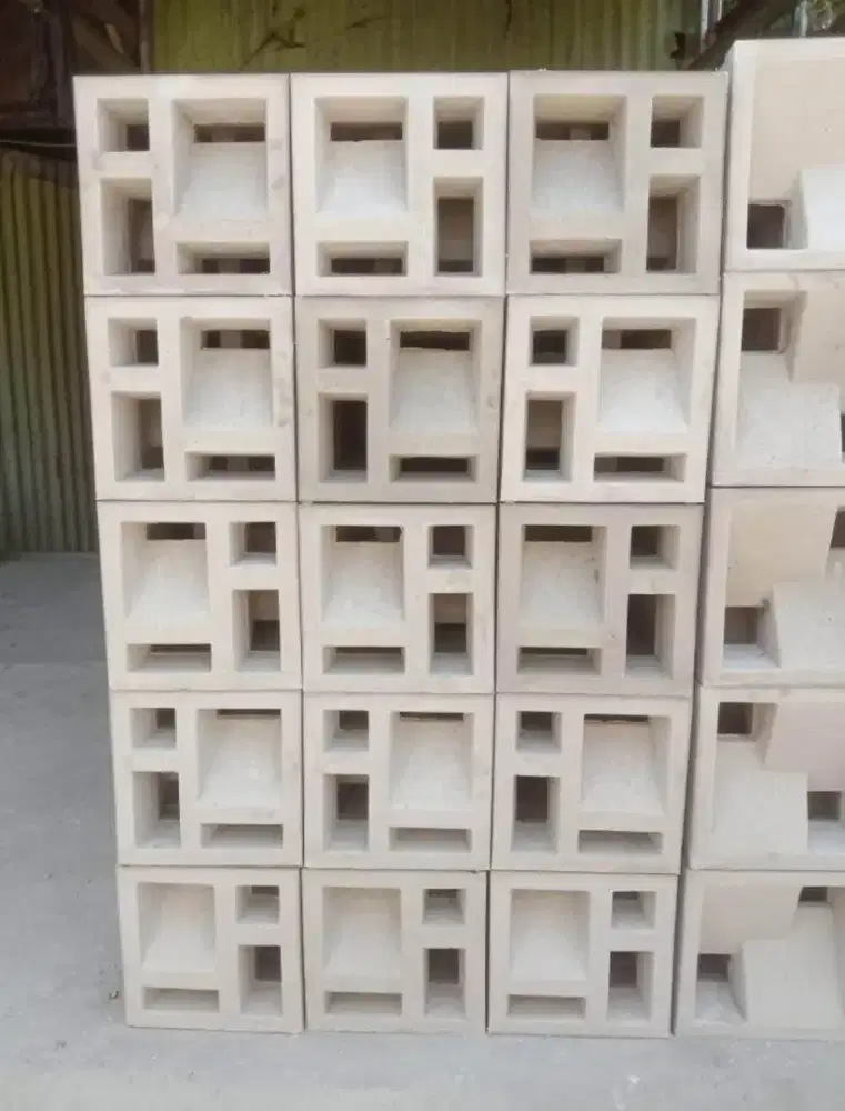 Roster beton Minimalis