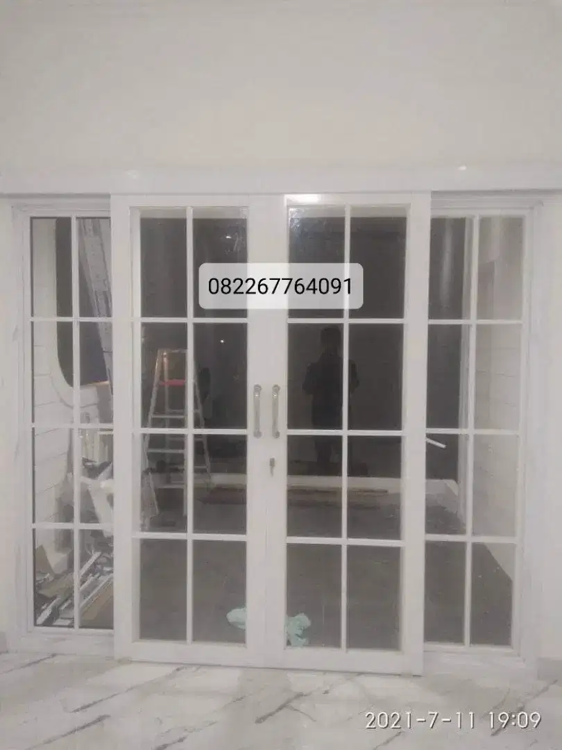 Pintu kaca sliding