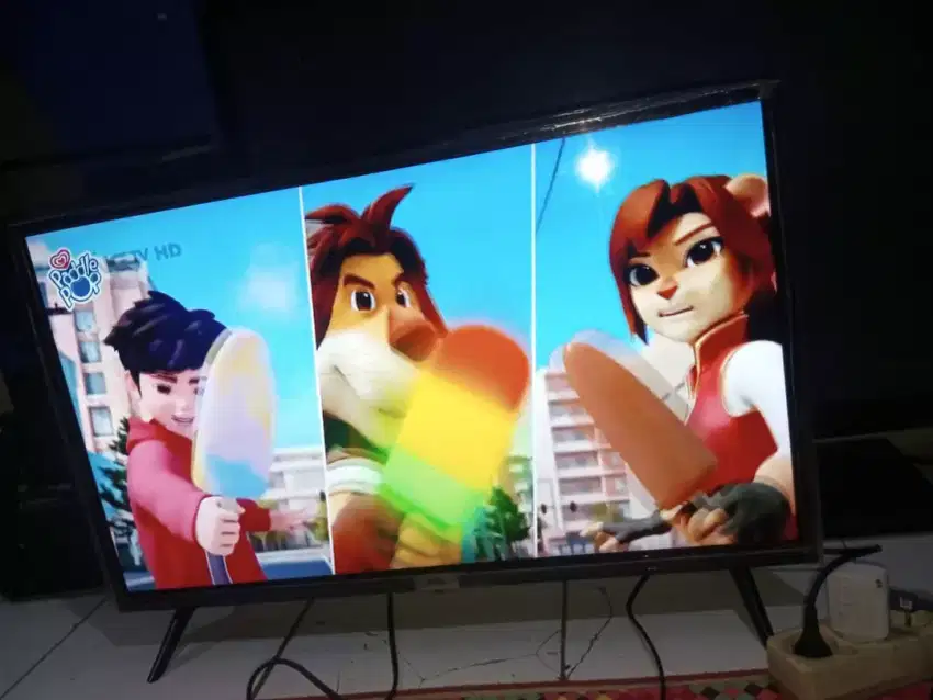 Smart tv TCL 32A3 Android
