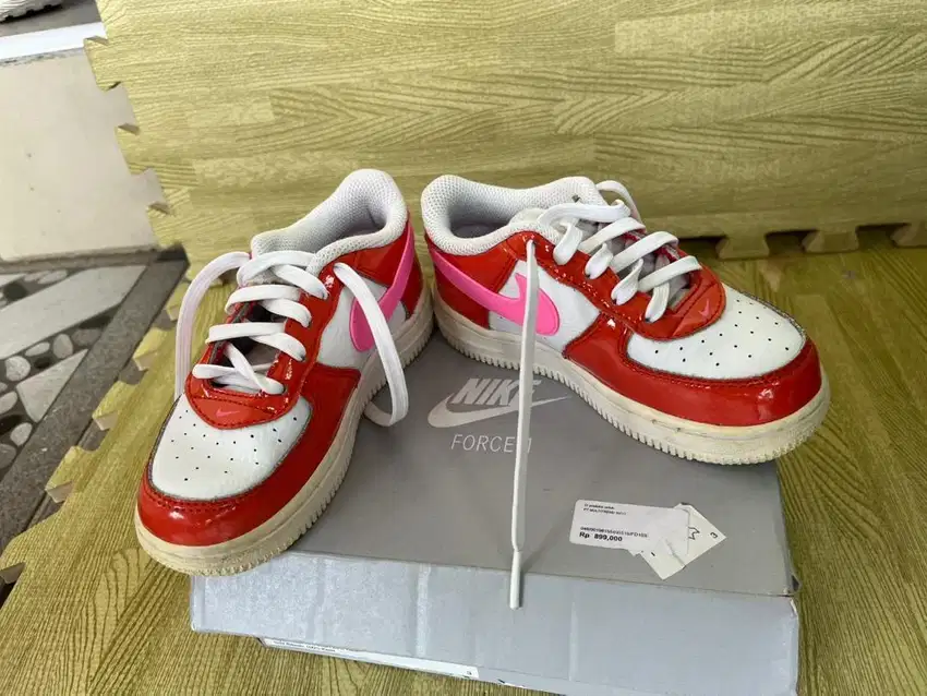 Nike Force 1 Lv8 1