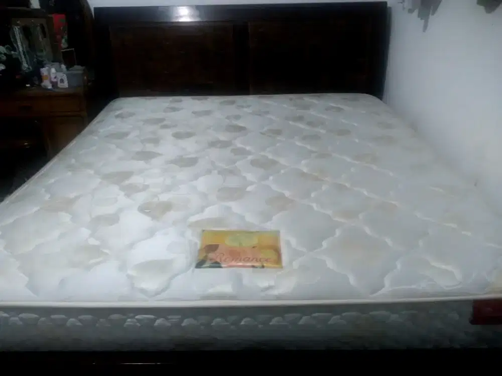 Tempat tidur jati + kasur uk 200x180