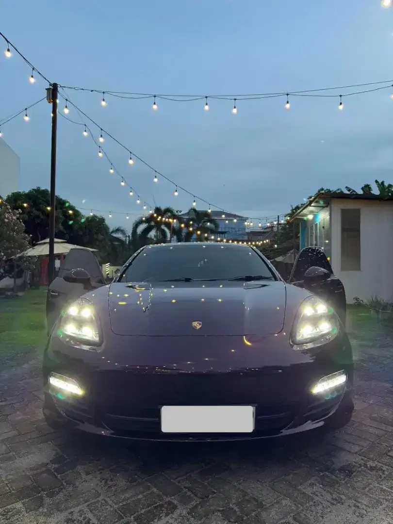 Dijual porche panemera 3.6 PDK