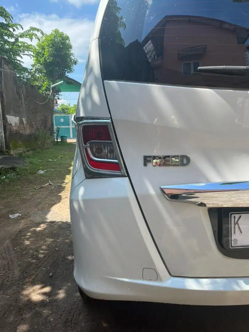 Honda Freed E PSD 2013 AT