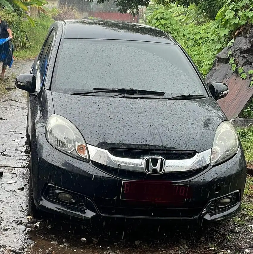 Honda Mobilio 2016 matix
