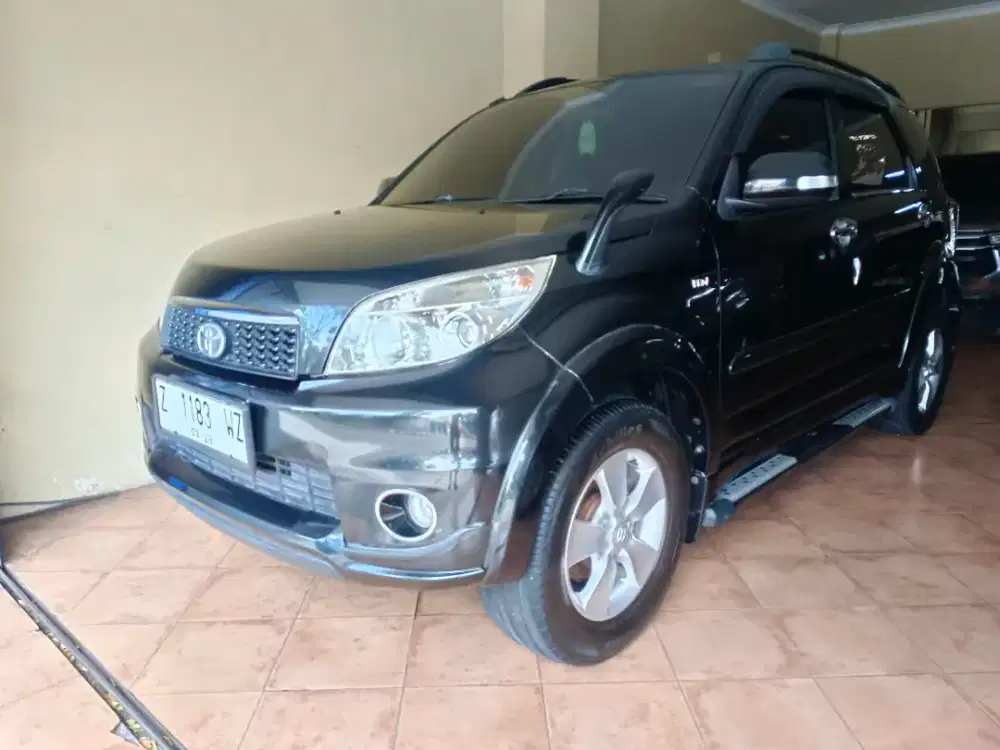 Bismillah numpang jual T. Rush G. Manual no. Z. 2013.hitam.