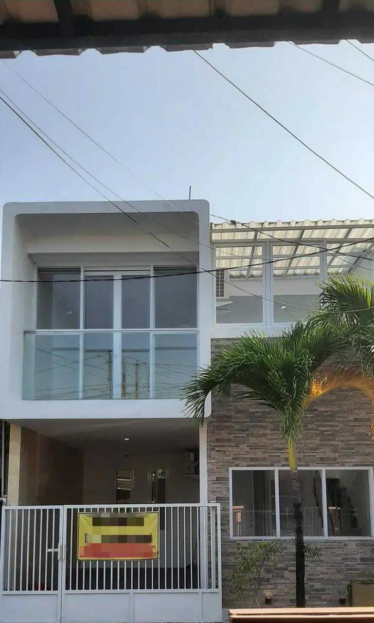 RUMAH 2 LANTAI FULL FURNISHED SIAP HUNI SUKOLILO DIAN REGENCY