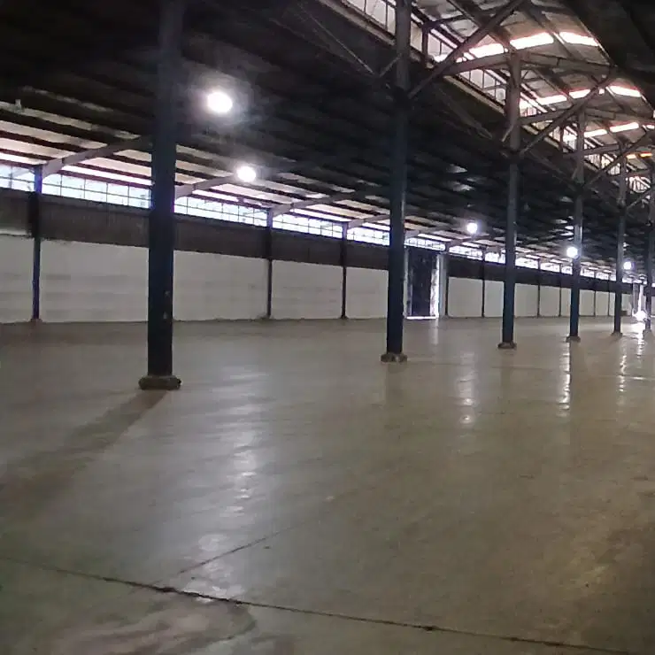 DISEWAKAN GUDANG DI KARAWANG LUAS 3000m2
