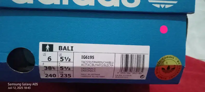 Sepatu adidas bali size 38⅔