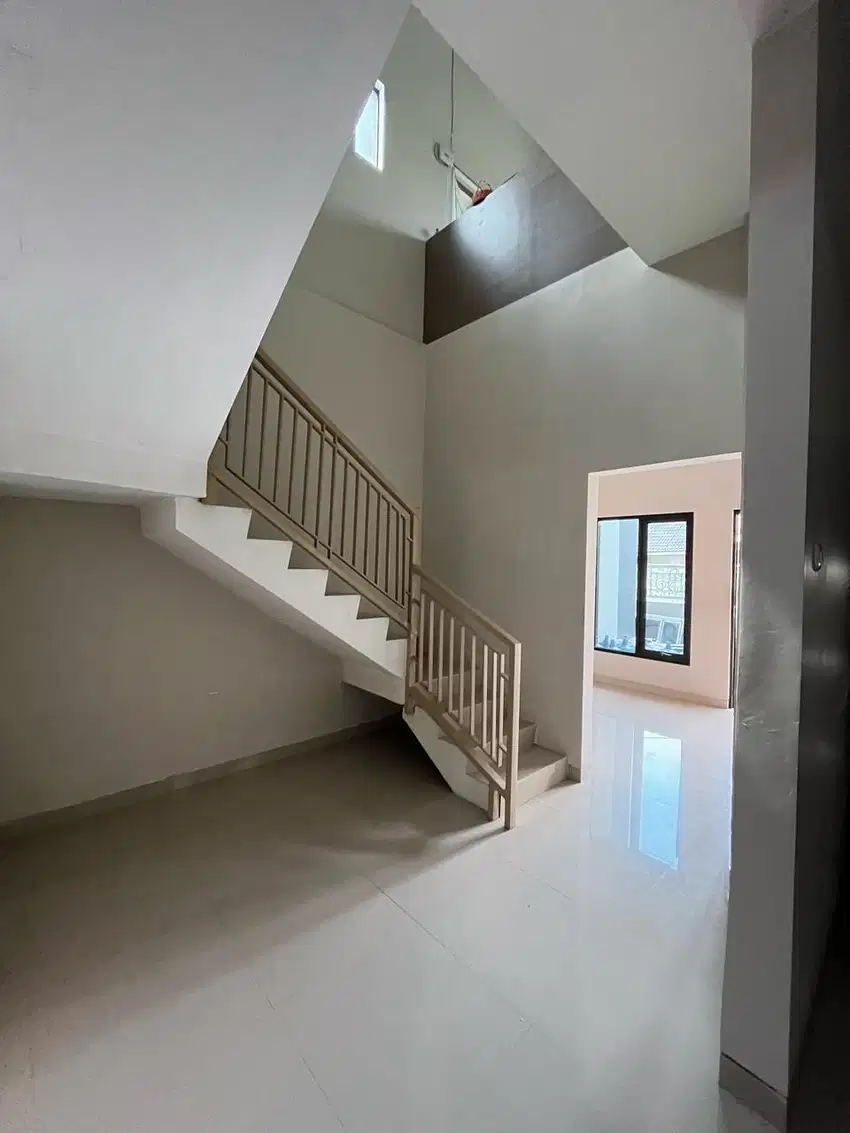 Murah Rumah Babatan Indah Wiyung Bangunan 2 Lantai minimalis i