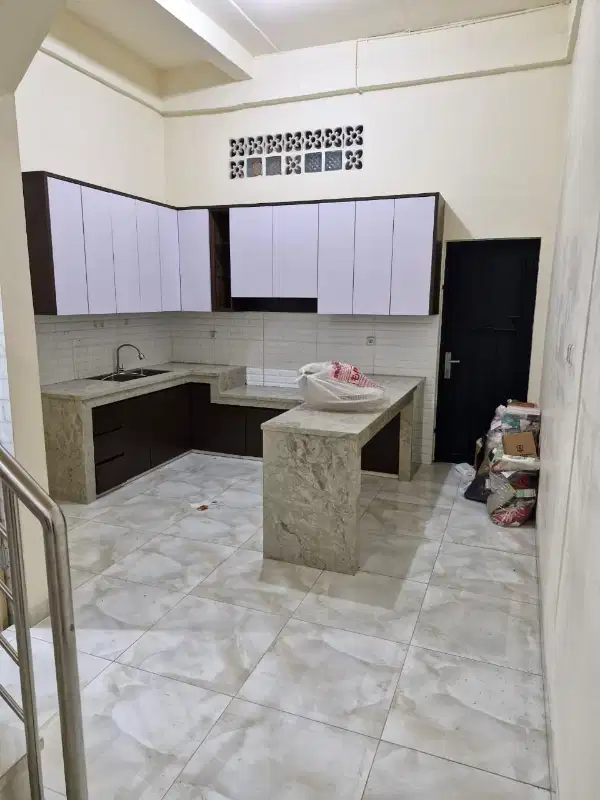 dijual Rumah siaphuni komplek tempuling krakatau