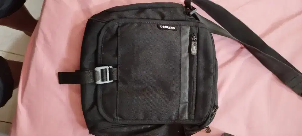 Tas selempang Bodypack taintless