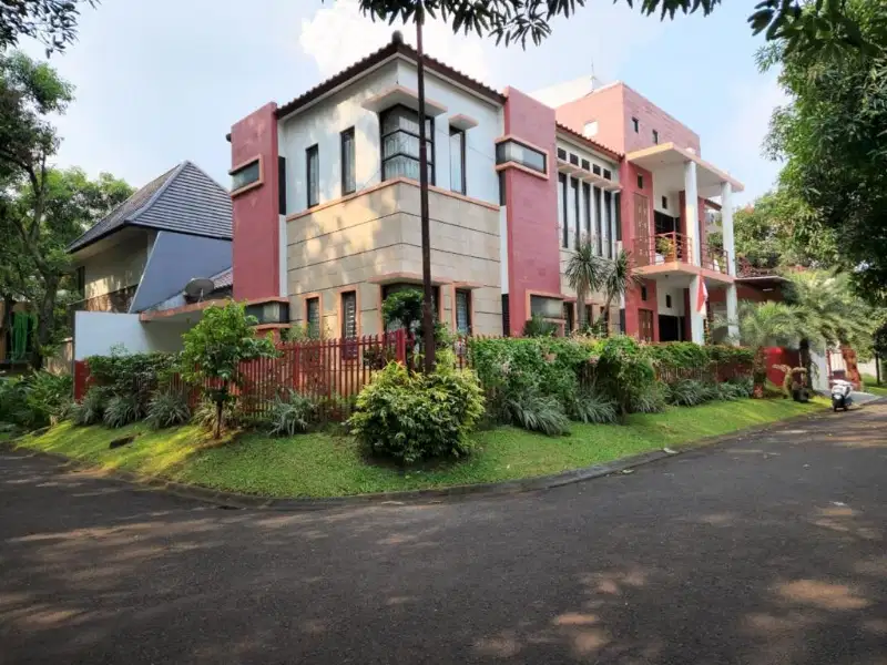 Rumah Mewah Siap Huni di Senayan Bintaro Jaya -tty