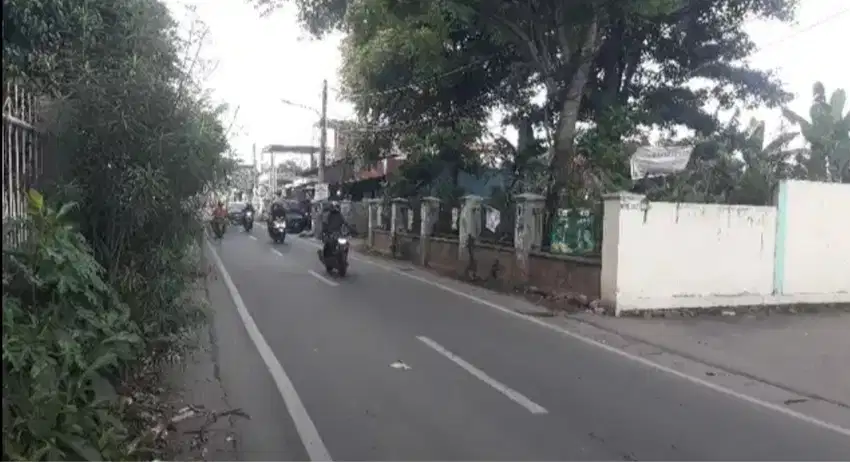 Jual tanah kosong 710 meter sertifikat