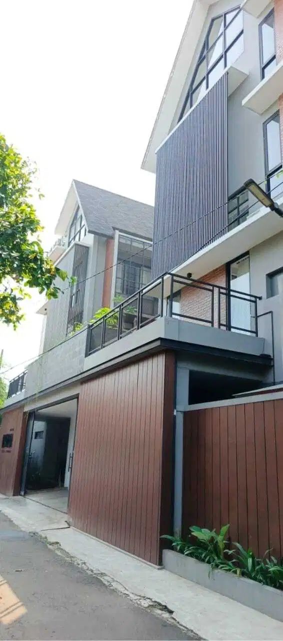 Rumah Murah (Hook) Nivara Kemang Jakarta Selatan