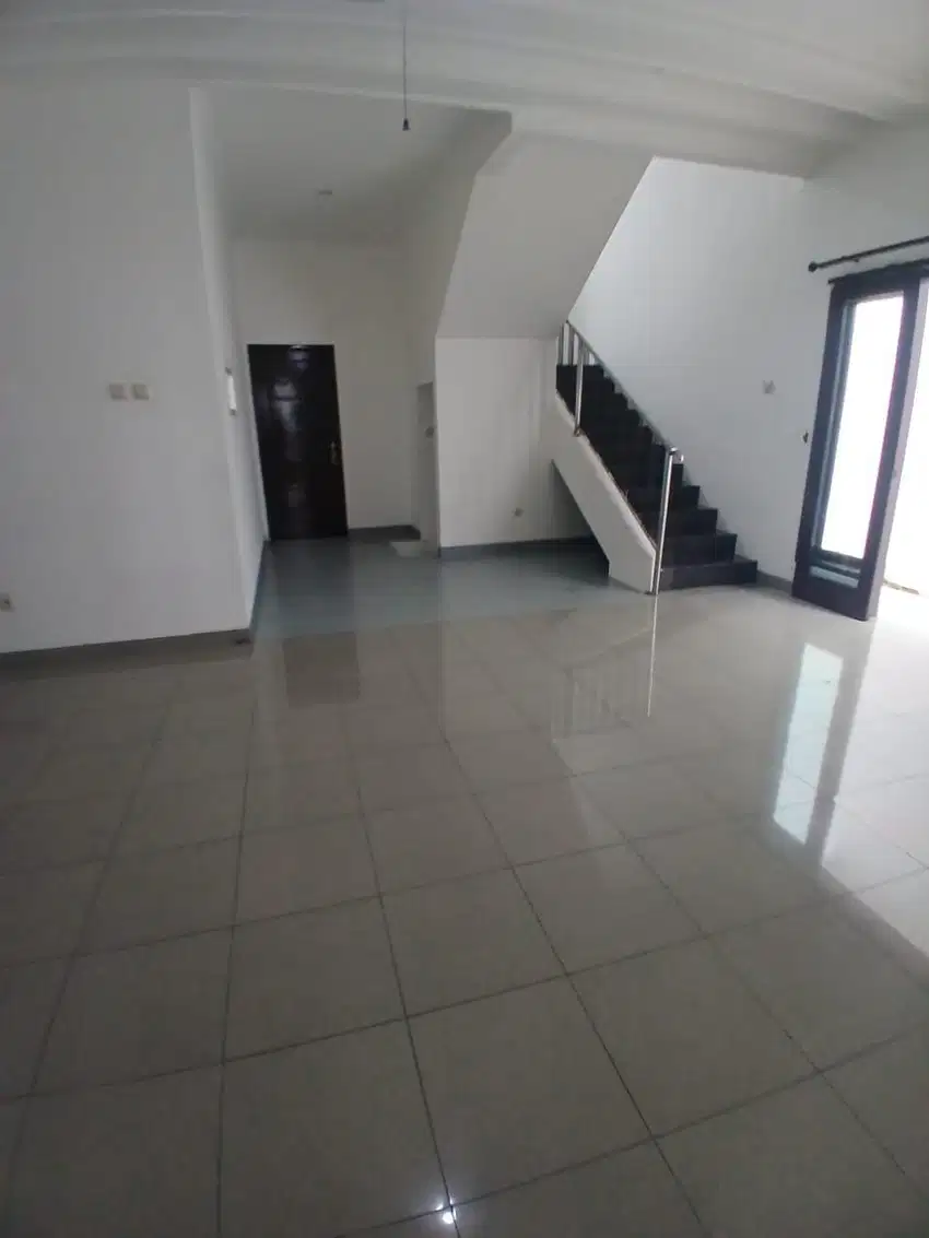 Dijual Rumah Gading Serpong Sektor 1G