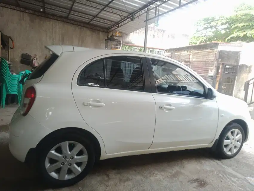 Nissan March 2013 Bensin
