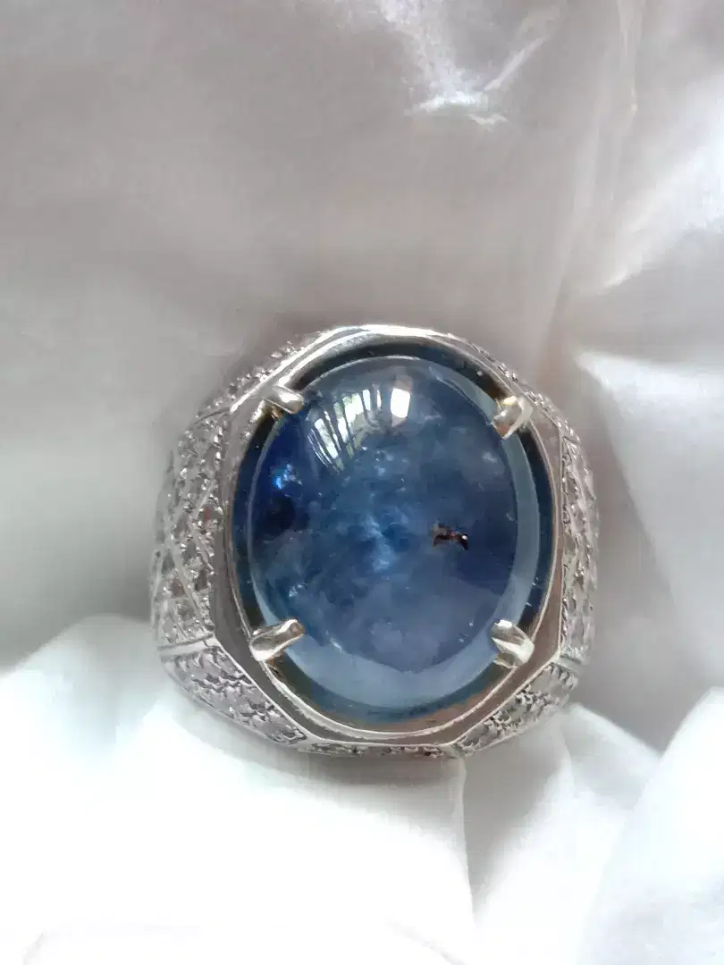 Bluesapphire star 10ct