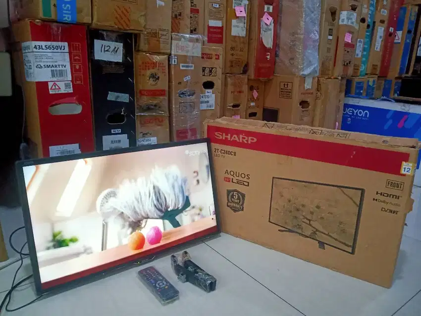 Tv Led Sharp digital 24 inc kondisi mulus segel