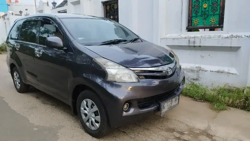 Toyota Avanza E M/T  2014 BG Palko