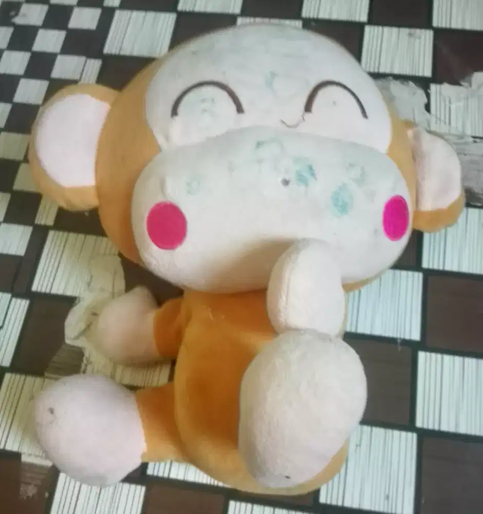 Boneka kondisi seadanya