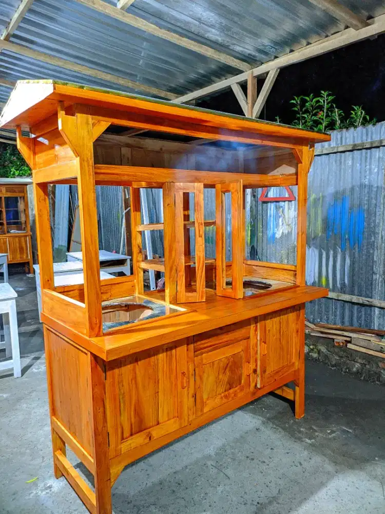 Gerobak mie ayam bakso, gerobak angkringan, gerobak pecel lele,dll