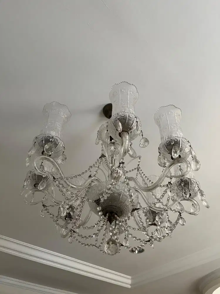 Dijual Lampu Kristal Ceko Behomian Cabang 8